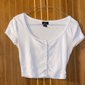 Rue21 White Button-Up Women's Top